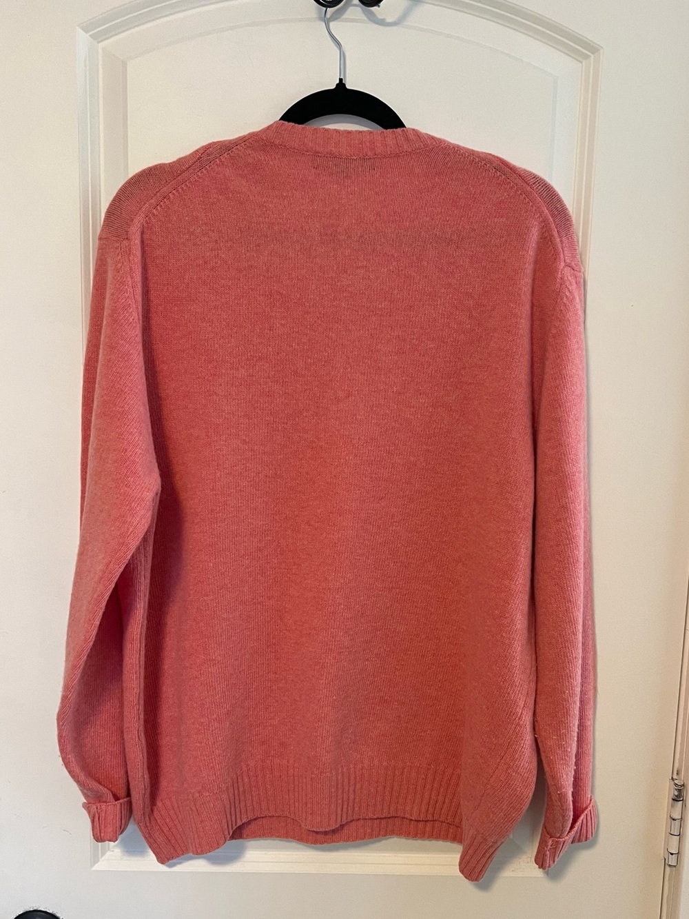 Scott Barber Made in Italy 100% Merino Wool Salmon V-Neck Sweater- Flawed‎ - Picture 6 of 6
